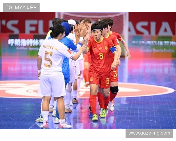 中国足球队备战亚洲杯，目标锁定四强，全新阵容展现强大实力