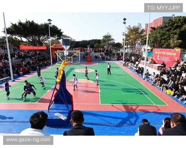 中国篮球联赛激战正酣年轻球员表现引发球迷热议